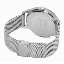 Load image into Gallery viewer, Tommy Hilfiger